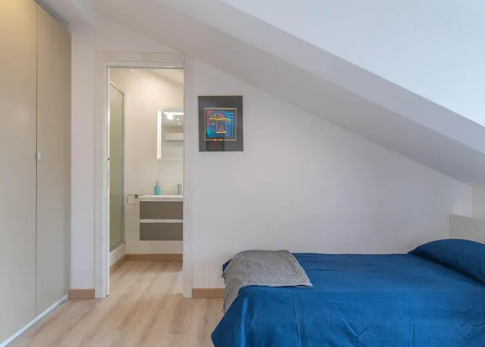 Centro, 2 Bagni, 2 Camere: La Casa Sui Tetti *